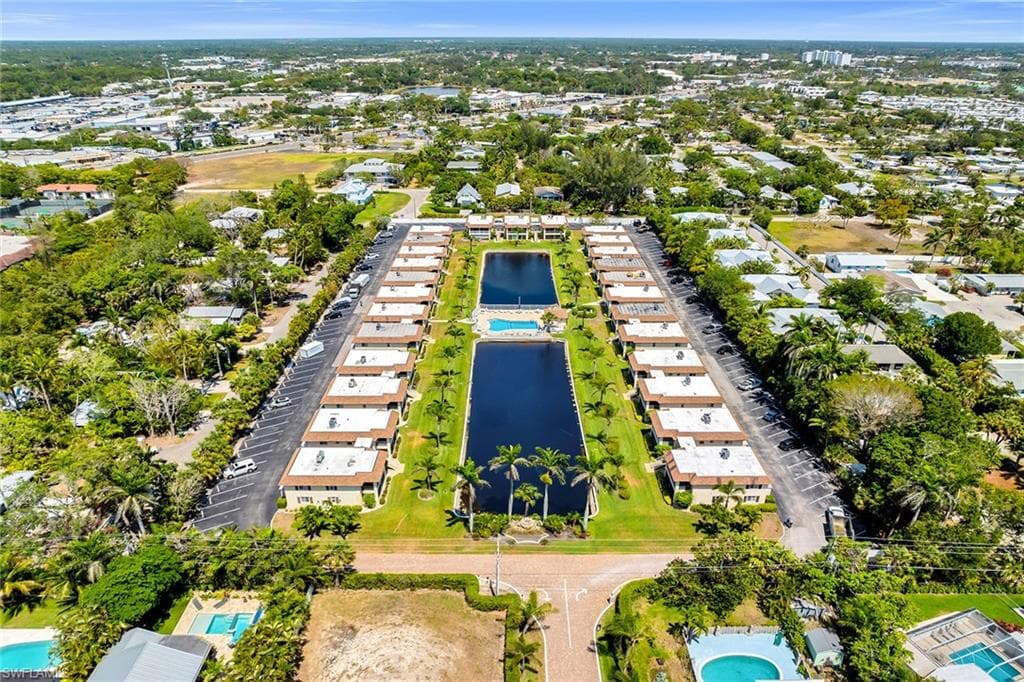 1155 Sandpiper St G2, Naples, FL 34102-43