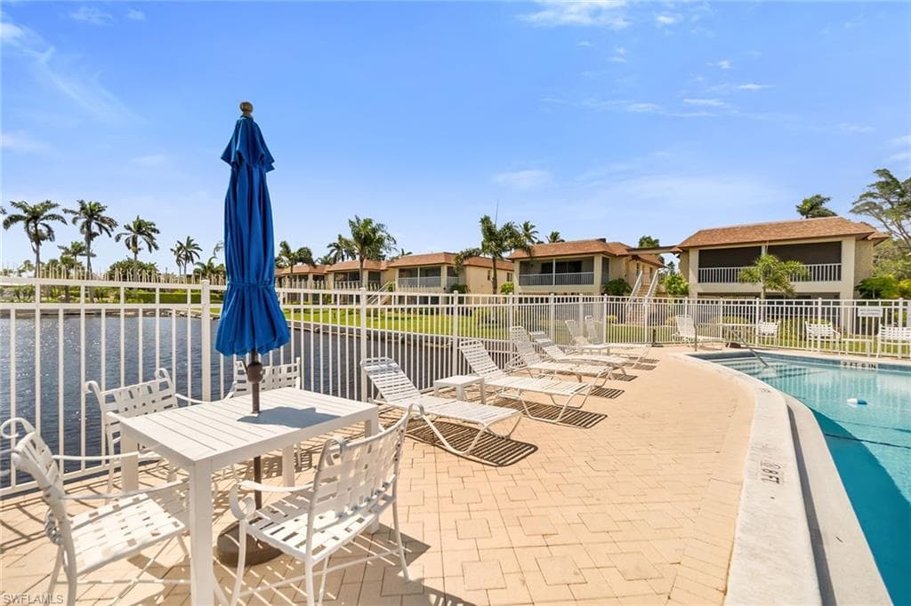 1155 Sandpiper St G2, Naples, FL 34102-50