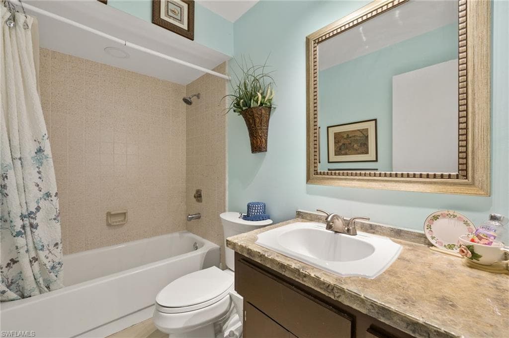 3275 Boca Ciega Dr D49, Naples, FL 34112-19