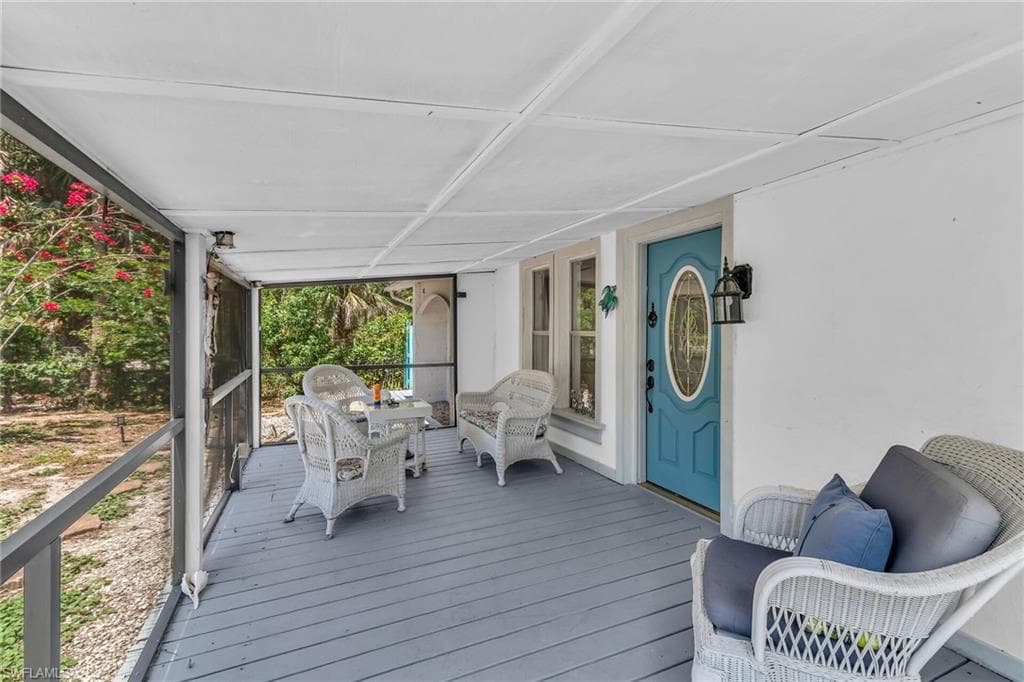3855 13th Ave SW, Naples, FL 34117-14