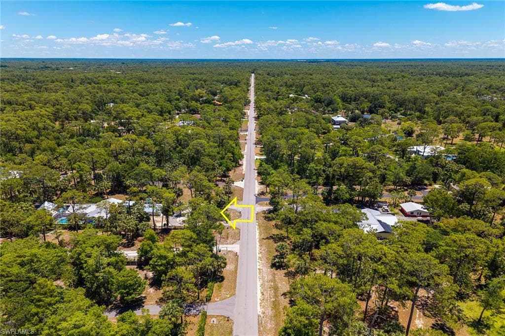 3855 13th Ave SW, Naples, FL 34117-3