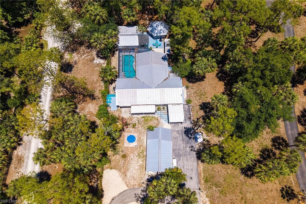 3855 13th Ave SW, Naples, FL 34117-42