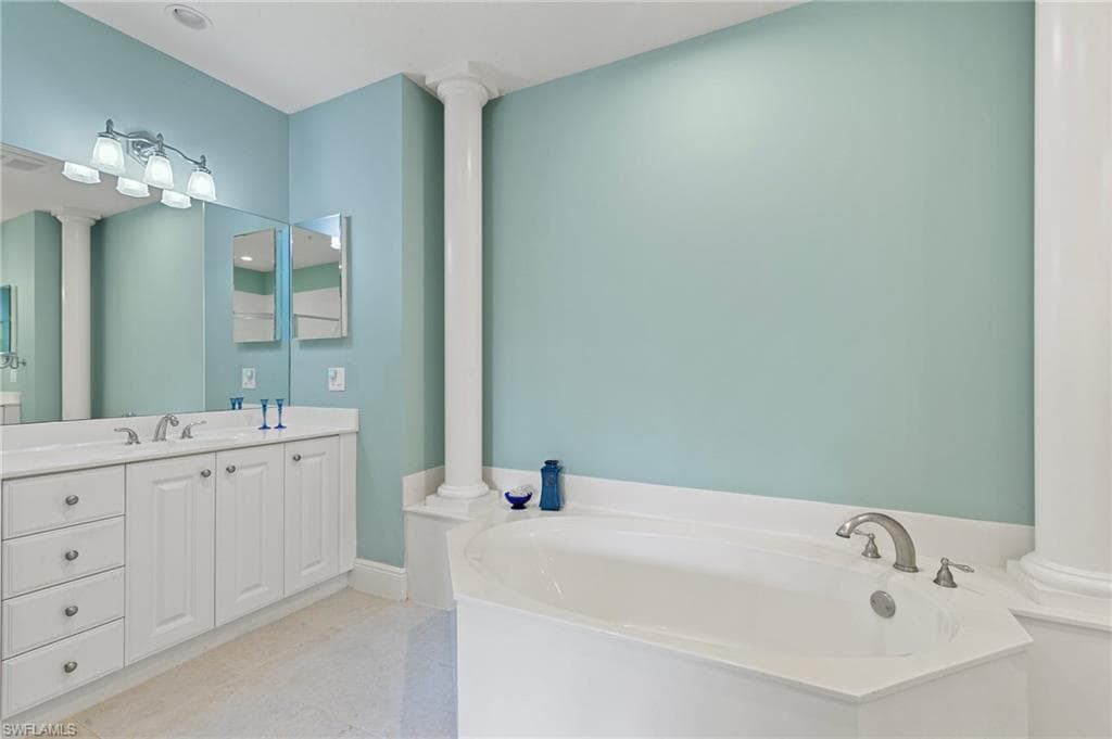 9224 Campanile Cir 103, Naples, FL 34114-27