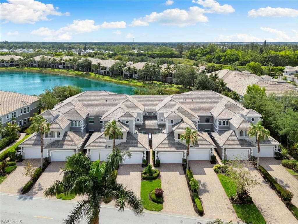 9224 Campanile Cir 103, Naples, FL 34114-2