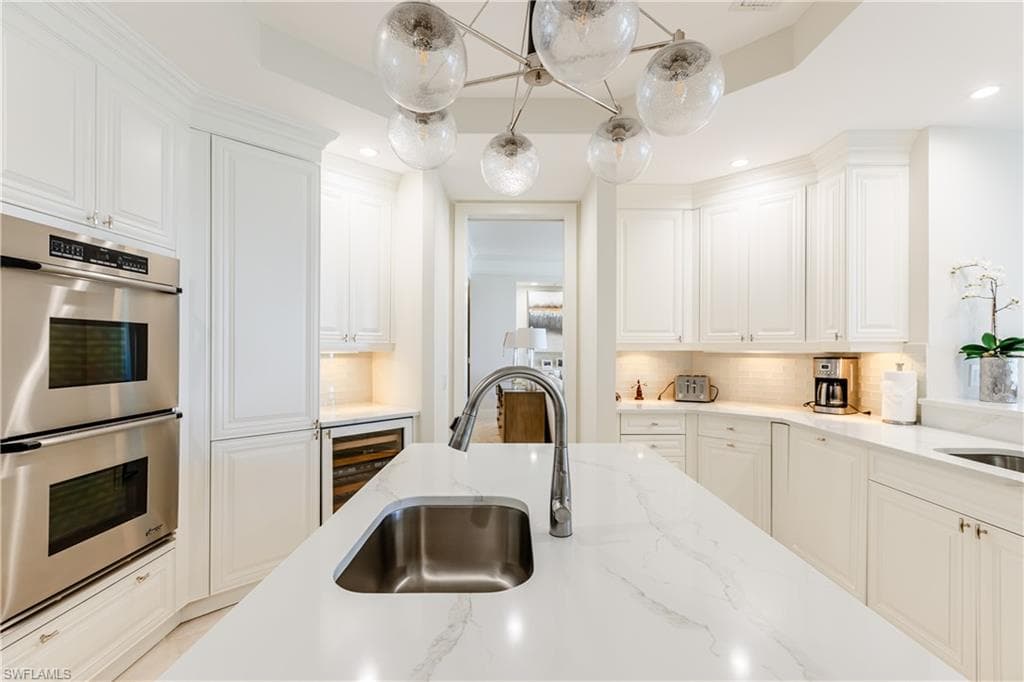 940 Cape Marco Dr 1703, Marco Island, FL 34145-11