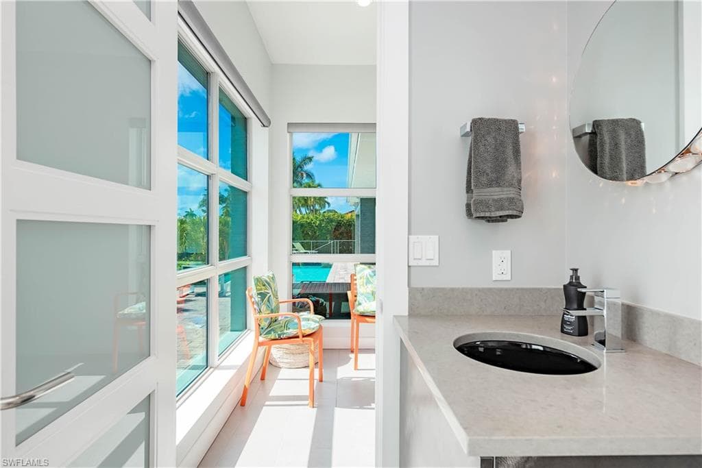 1807 Snook Dr, Naples, FL 34102-21