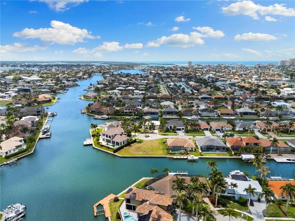 1178 Lighthouse Ct, Marco Island, FL 34145-16