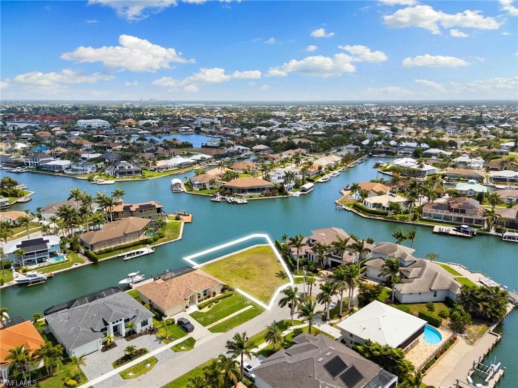 1178 Lighthouse Ct, Marco Island, FL 34145-17