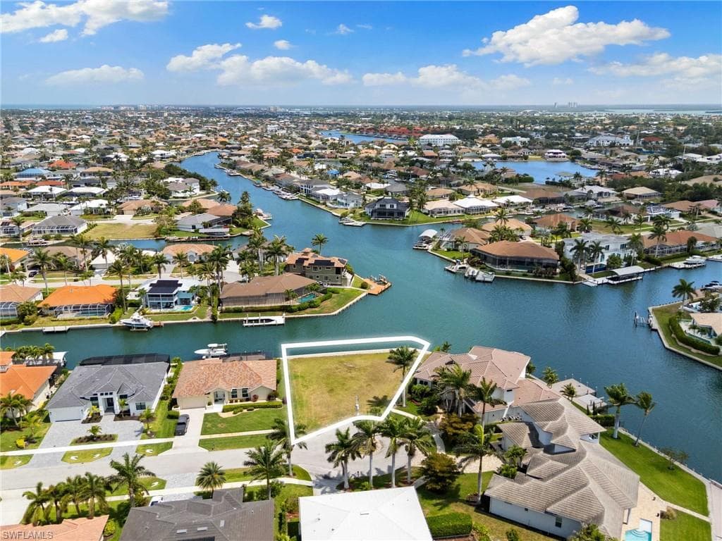 1178 Lighthouse Ct, Marco Island, FL 34145-3