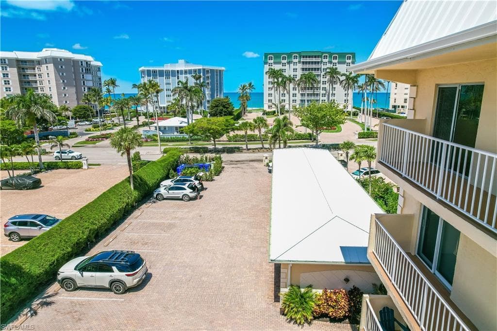 3000 Gulf Shore Blvd N 212, Naples, FL 34103-43