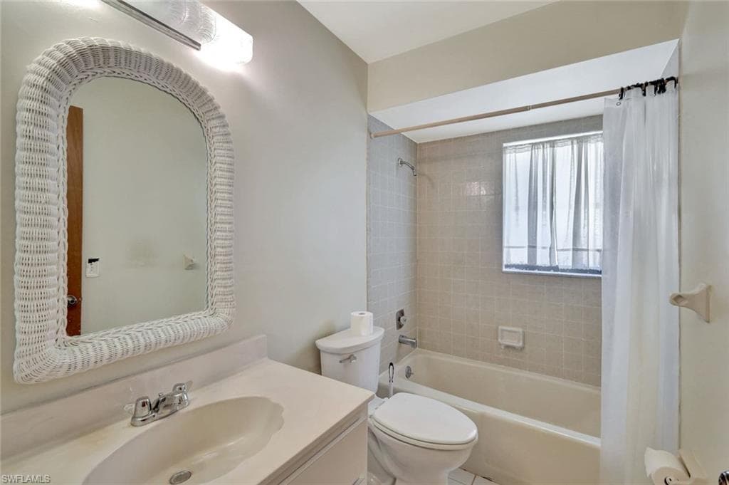 4508 Santa Barbara Blvd 103, Cape Coral, FL 33914-19