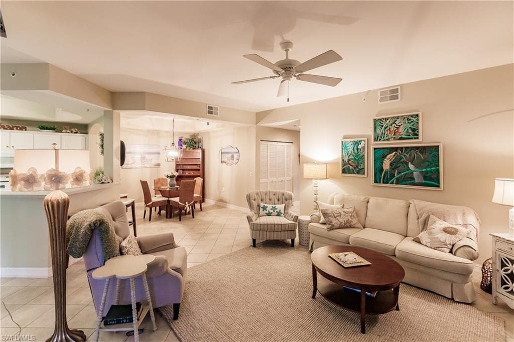1878 Tarpon Bay Dr S 102, Naples, FL 34119-10