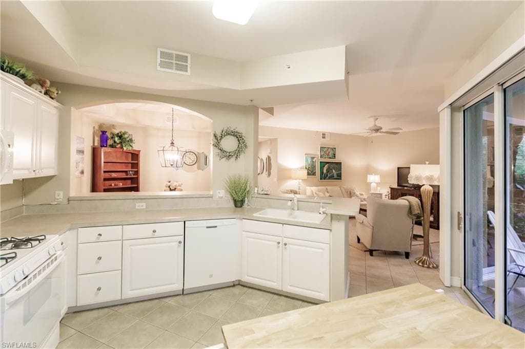 1878 Tarpon Bay Dr S 102, Naples, FL 34119-18