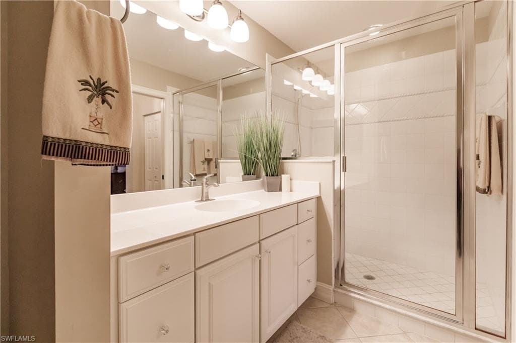 1878 Tarpon Bay Dr S 102, Naples, FL 34119-25