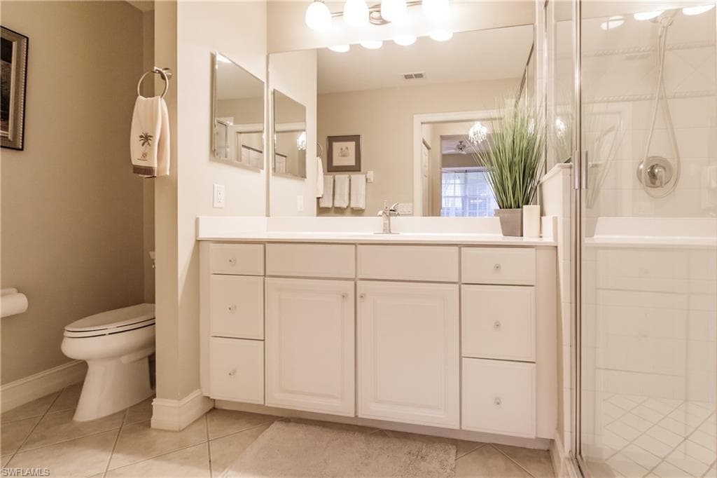 1878 Tarpon Bay Dr S 102, Naples, FL 34119-27