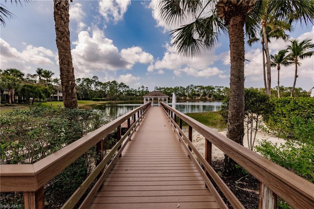 1878 Tarpon Bay Dr S 102, Naples, FL 34119-45