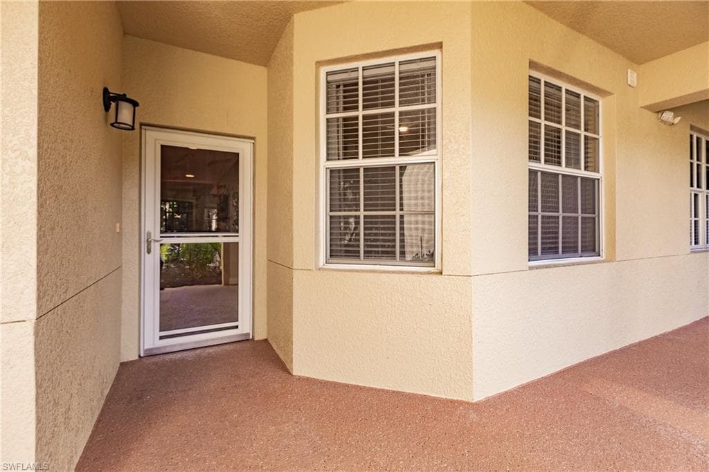 1878 Tarpon Bay Dr S 102, Naples, FL 34119-5