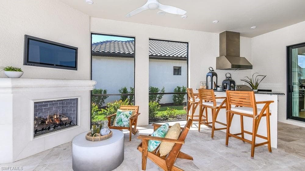15282 Arpino Ct, Naples, FL 34114-6