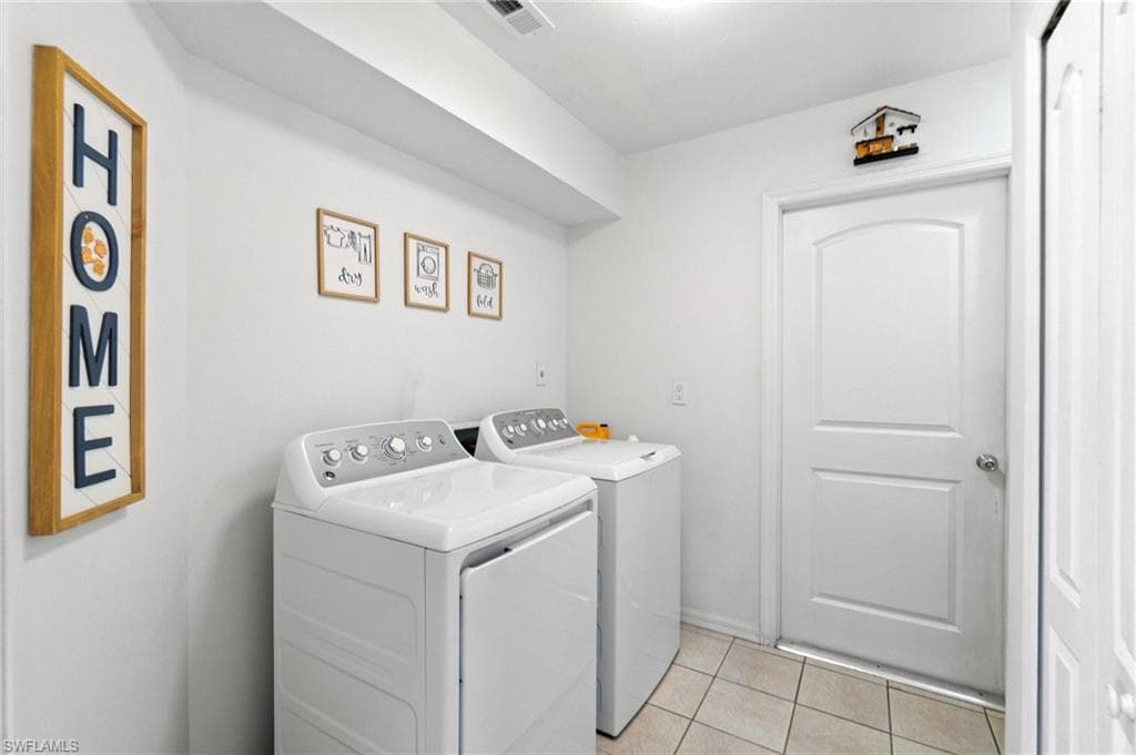 2210 14th Ave, Cape Coral, FL 33991-23