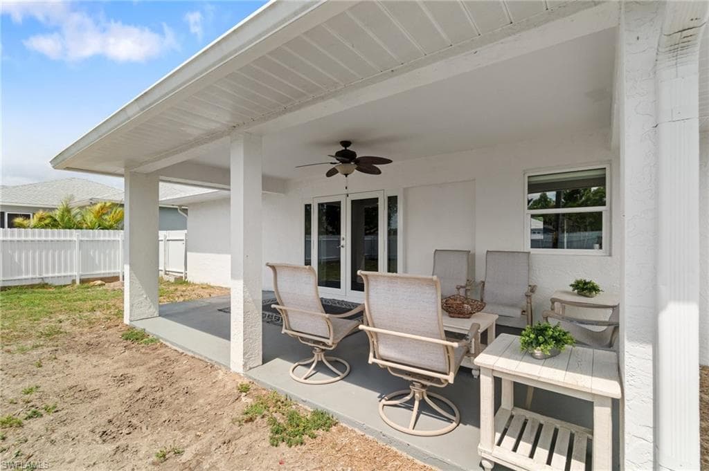 2210 14th Ave, Cape Coral, FL 33991-25