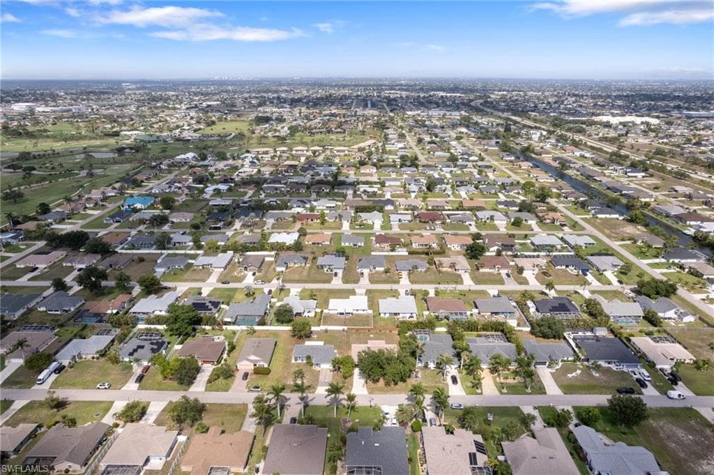 2210 14th Ave, Cape Coral, FL 33991-29