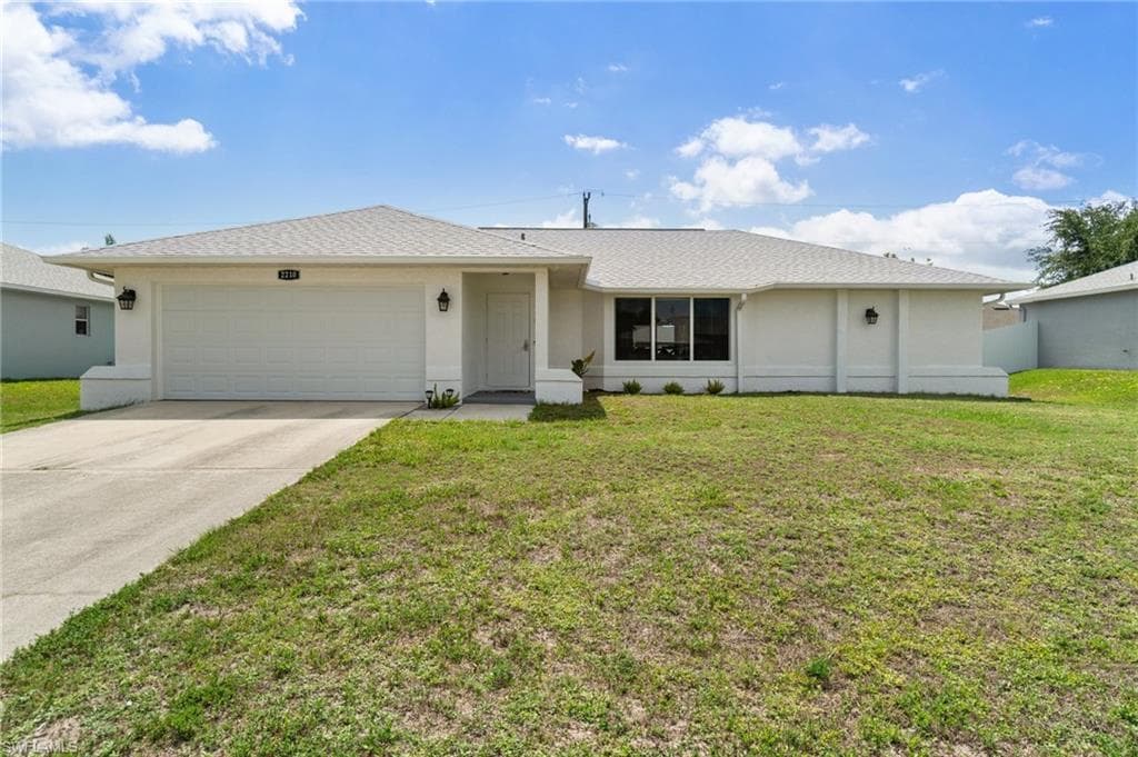 2210 14th Ave, Cape Coral, FL 33991-6