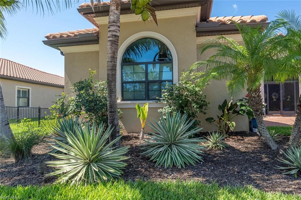 1456 Mockingbird Dr, Naples, FL 34120-48