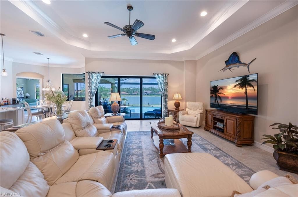 1456 Mockingbird Dr, Naples, FL 34120-6