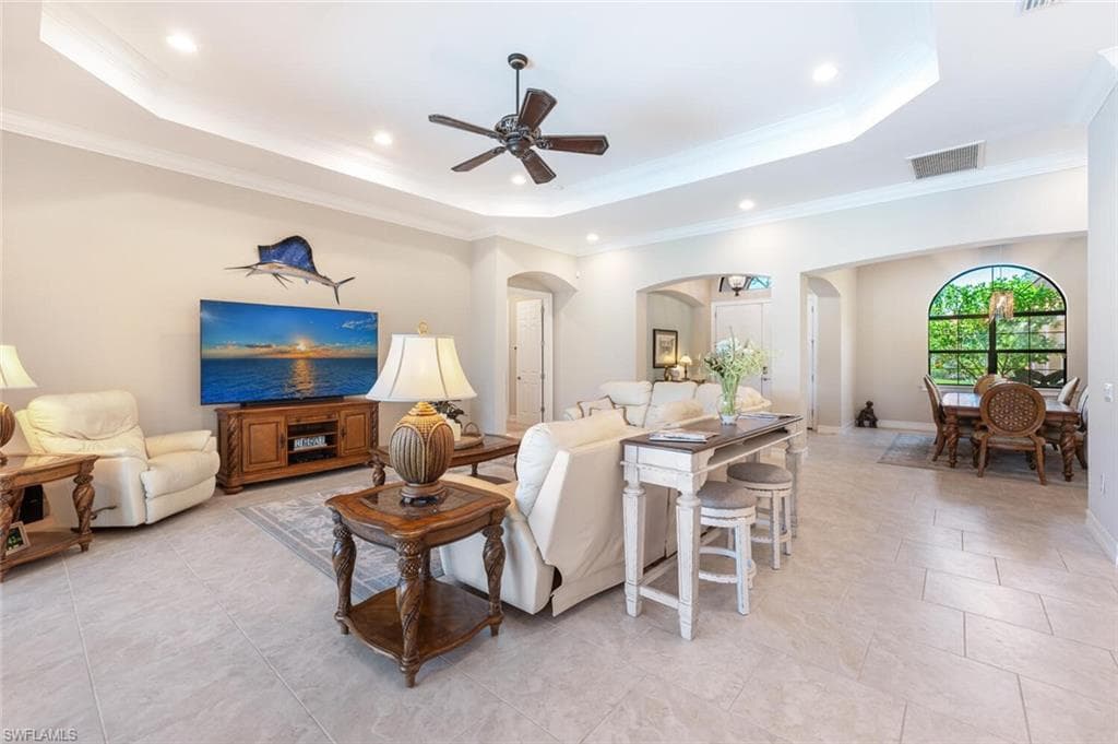 1456 Mockingbird Dr, Naples, FL 34120-8