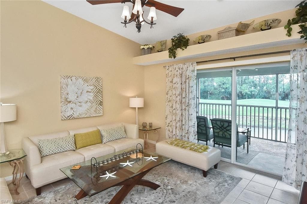 3880 Sawgrass Way 2423, Naples, FL 34112-9