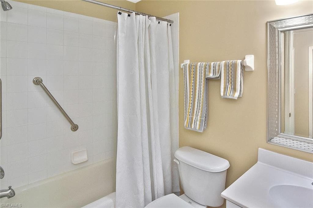 3880 Sawgrass Way 2423, Naples, FL 34112-24