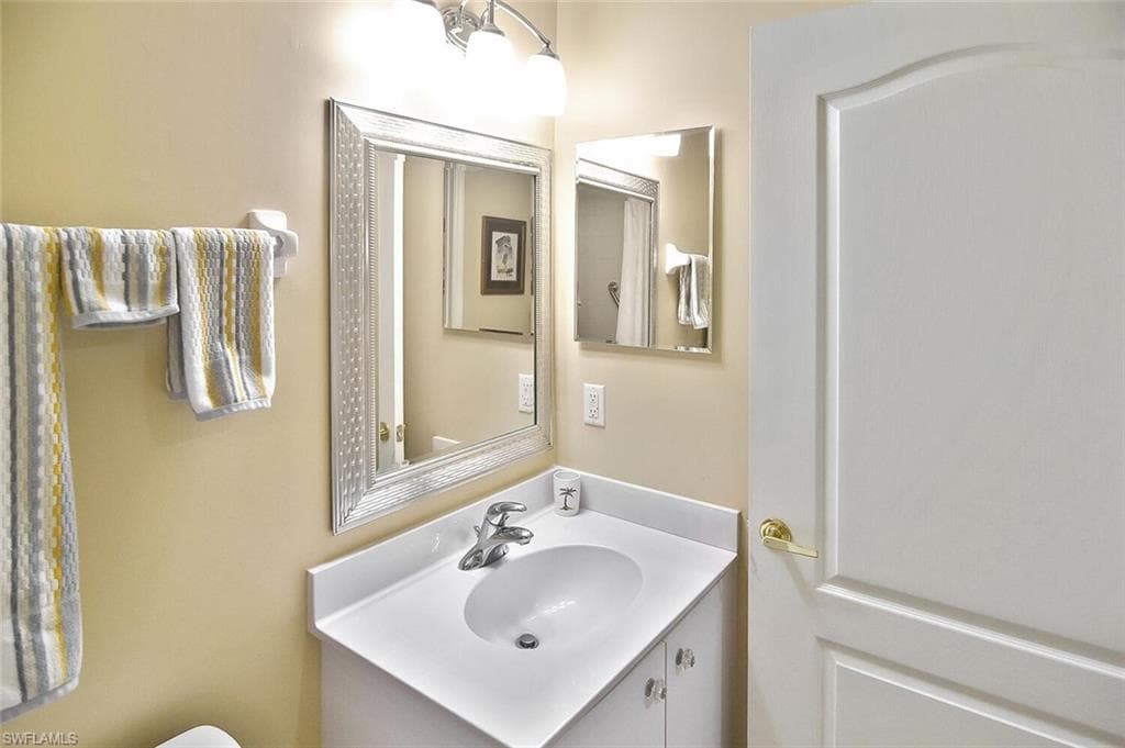 3880 Sawgrass Way 2423, Naples, FL 34112-25
