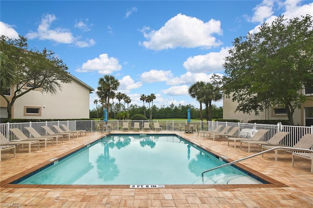 3880 Sawgrass Way 2423, Naples, FL 34112-32