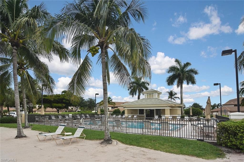 3880 Sawgrass Way 2423, Naples, FL 34112-40