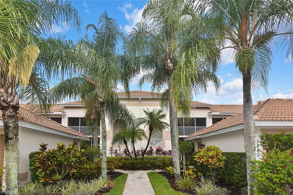 3880 Sawgrass Way 2423, Naples, FL 34112-5