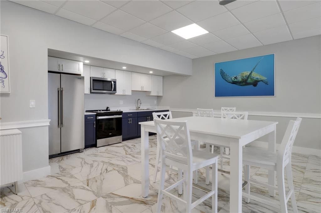 5 Bluebill Ave 803, Naples, FL 34108-39