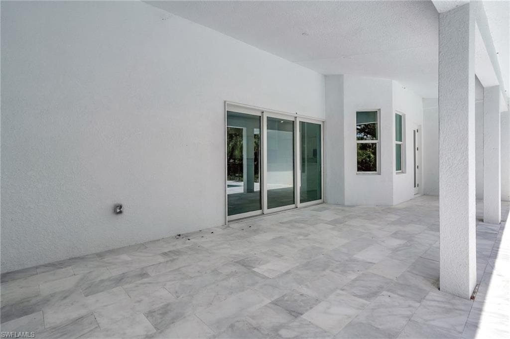 3390 12th Ave SE, Naples, FL 34117-35