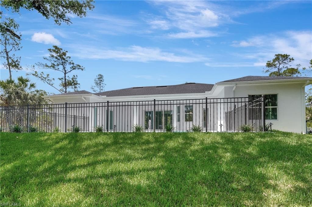 3390 12th Ave SE, Naples, FL 34117-40