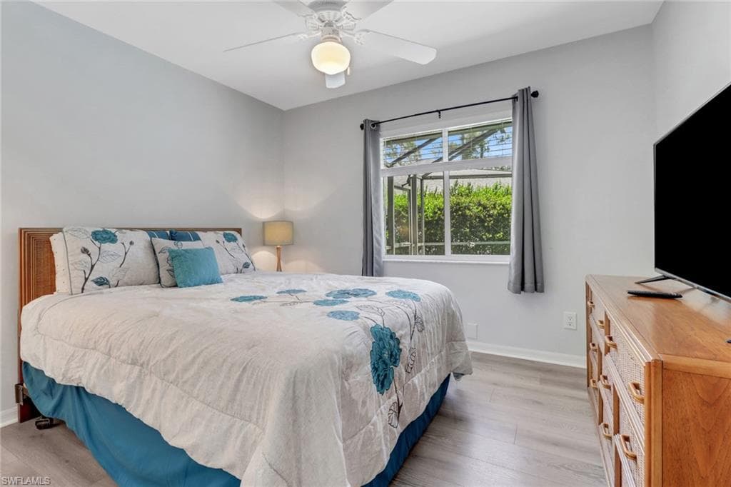 120 Heritage Way, Naples, FL 34110-21