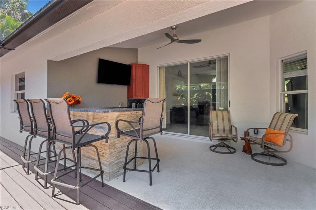 120 Heritage Way, Naples, FL 34110-26