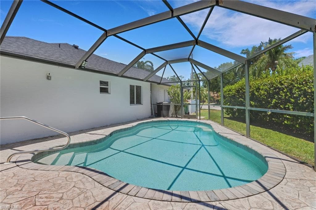 120 Heritage Way, Naples, FL 34110-29
