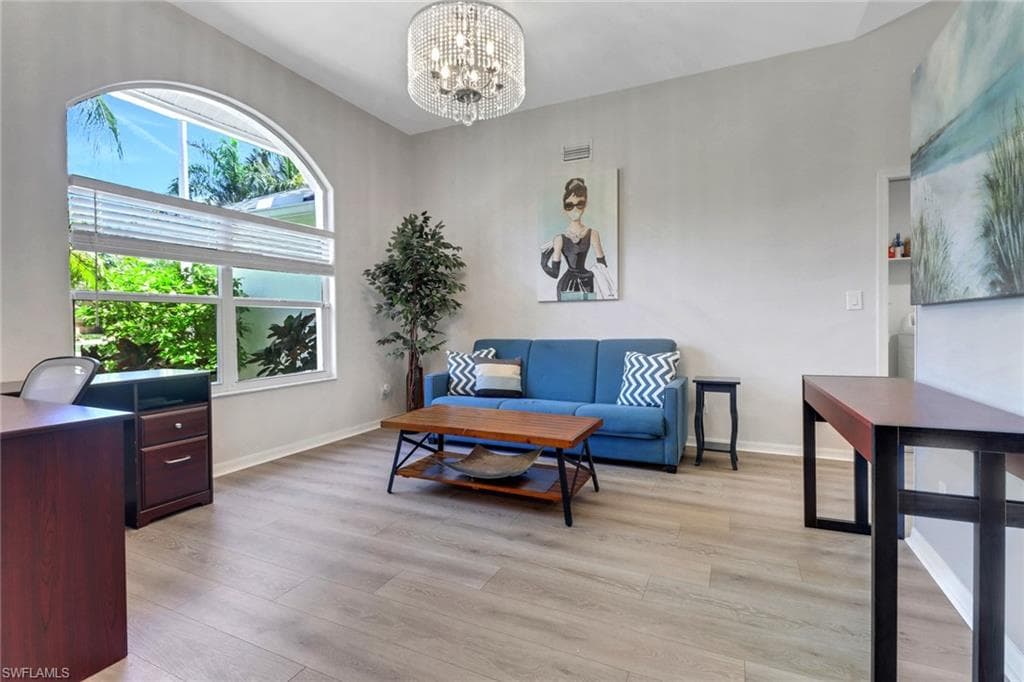 120 Heritage Way, Naples, FL 34110-7