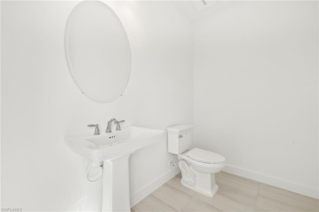 15322 Turin Dr, Naples, FL 34114-42