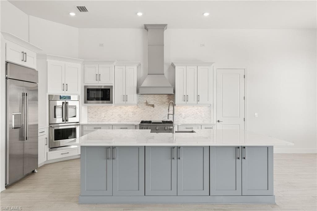 15322 Turin Dr, Naples, FL 34114-5