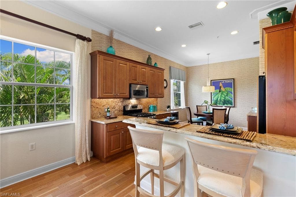 3031 Marengo Ct 204, Naples, FL 34114-15