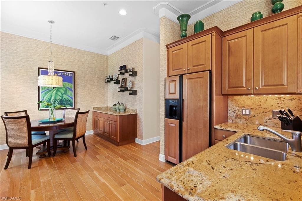 3031 Marengo Ct 204, Naples, FL 34114-18