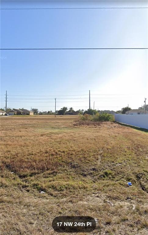 17 24th Pl, Cape Coral, FL 33993-1