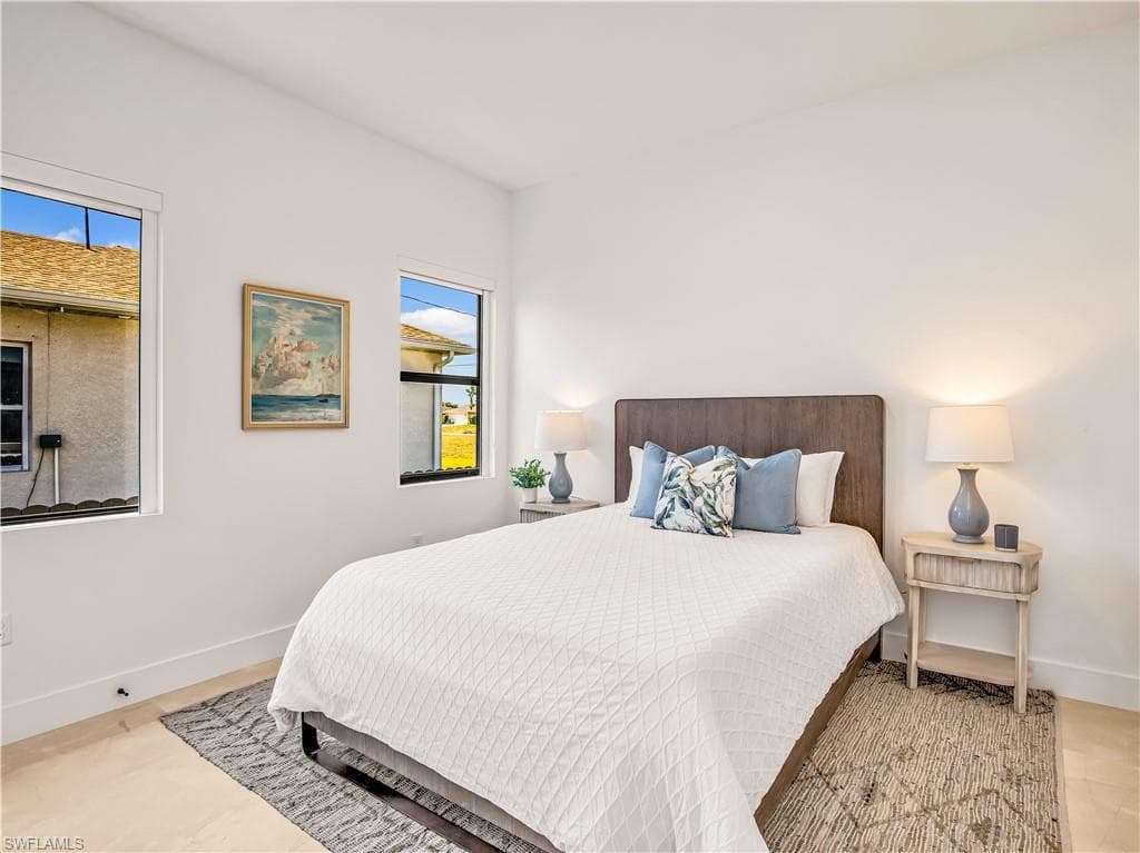 3701 45th Ter, Cape Coral, FL 33993-7