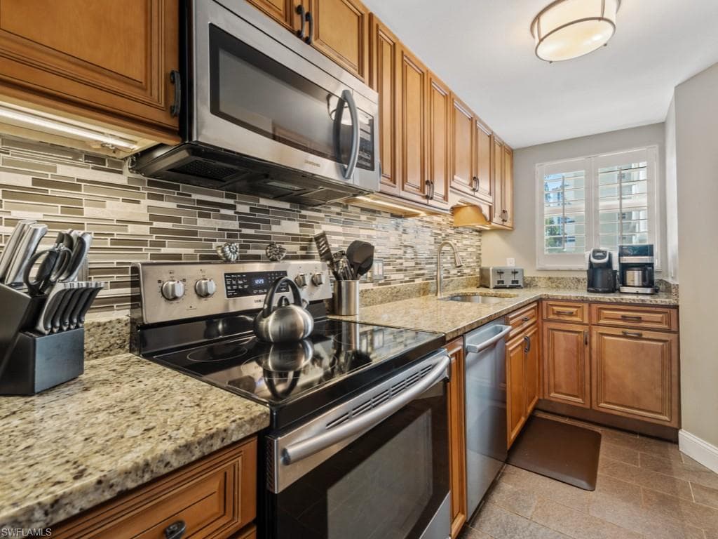 140 Seaview Ct 206n, Marco Island, FL 34145-12