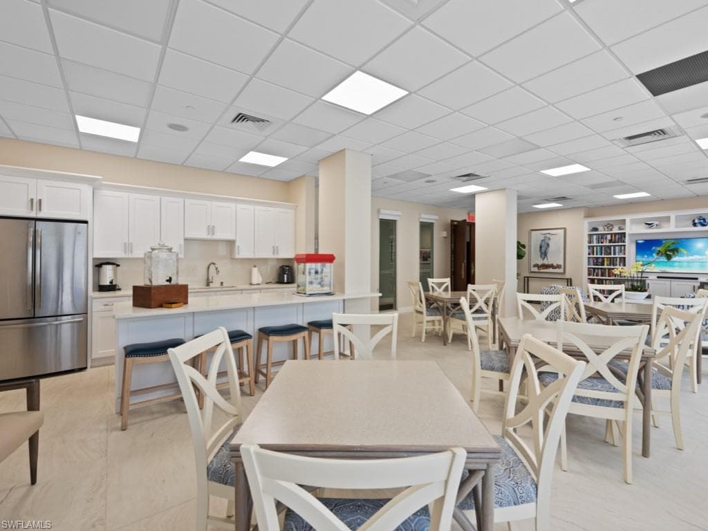 140 Seaview Ct 206n, Marco Island, FL 34145-19